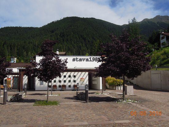 Centro di Documentazione Stava 1985